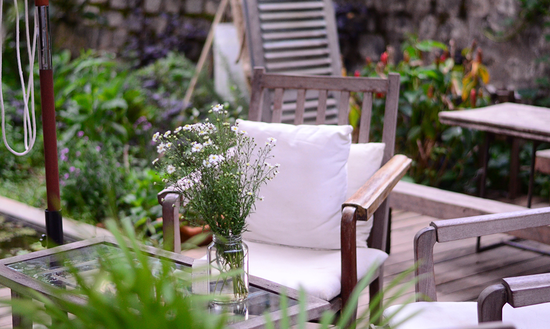Armarios de exterior resistentes y estéticos para tu jardín